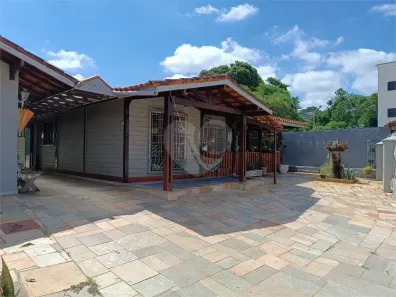 Casa com 5 Quartos à venda, 271m² no Jardim Villaça, São Roque
