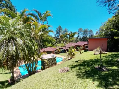 Fazenda/Sítio com 3 Quartos à venda, 3000m² no Aldeinha, Itapecerica da Serra
