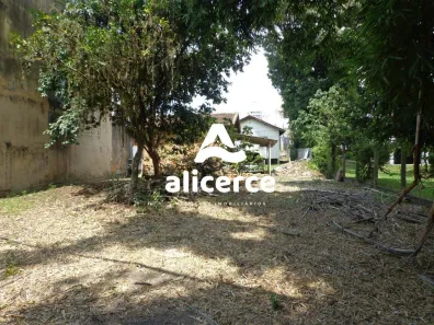 Lote/Terreno à venda, 678m² no Barreiros, São José
