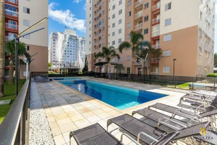 Apartamento com 2 Quartos para alugar, 50m² no Pinheirinho, Curitiba