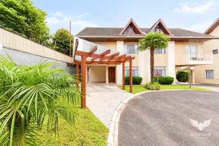 Casa de Condomínio com 3 Quartos à venda, 210m² no Santa Felicidade, Curitiba