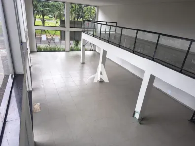 Ponto Comercial para alugar, 330m² no Santa Mônica, Uberlândia