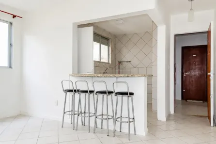 Apartamento com 2 Quartos para alugar, 62m² no Córrego Grande, Florianópolis
