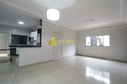 Casa com 4 Quartos para alugar, 180m² no Alto Umuarama, Uberlândia