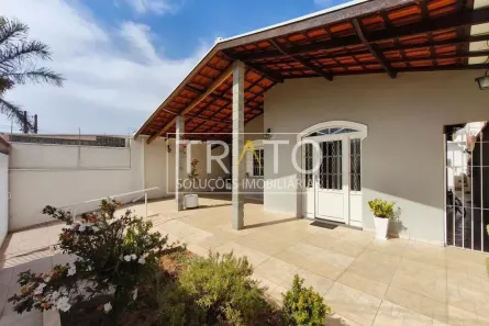Casa com 4 Quartos à venda, 138m² no Jardim García, Campinas