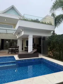 Sobrado com 5 Quartos para alugar, 400m² no Recreio dos Bandeirantes, Rio de Janeiro