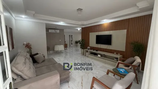 Casa com 5 Quartos à venda, 350m² no Grã-Duquesa, Governador Valadares