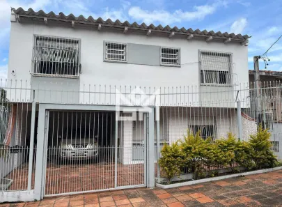Casa com 4 Quartos à venda, 250m² no Teresópolis, Porto Alegre