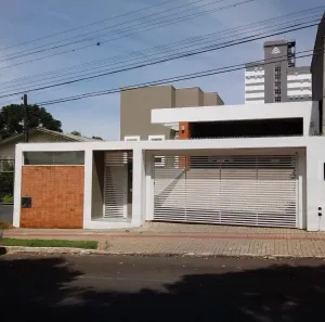 Casa com 3 Quartos para alugar, 180m² no Maria Goretti, Chapecó