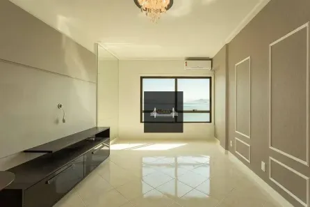 Apartamento com 2 Quartos à venda, 81m² no Centro, Florianópolis
