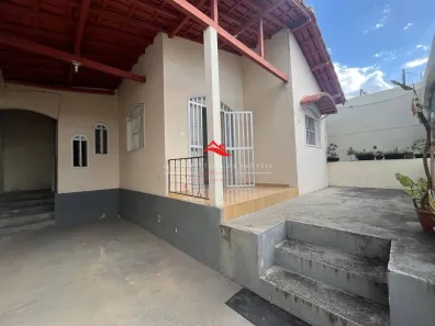 Casa com 3 Quartos para alugar, 150m² no Novo Jequitibá, Aracruz