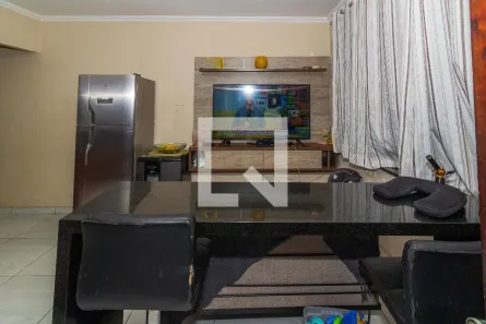 Casa com 3 Quartos à venda, 250m² no Jardim Beatriz, São Paulo
