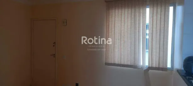 Apartamento com 2 Quartos à venda, 49m² no Chácaras Tubalina e Quartel, Uberlândia