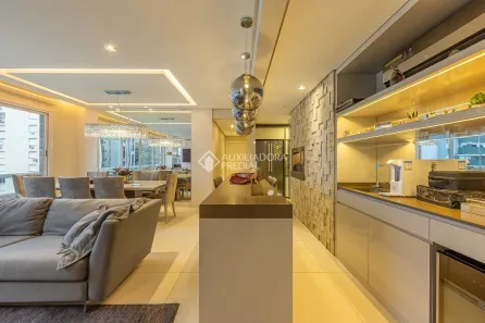 Apartamento com 3 Quartos à venda, 129m² no Rio Branco, Porto Alegre