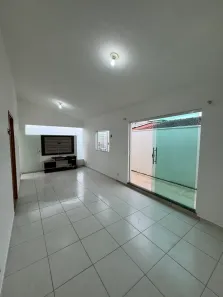 Casa de Condomínio com 3 Quartos para alugar, 72m² no Tarumã, Manaus