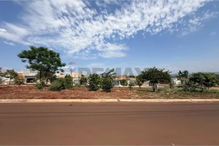 Lote/Terreno à venda, 200m² no , Dumont
