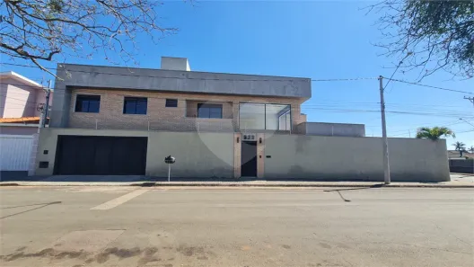 Casa com 3 Quartos à venda, 350m² no Vila Nastri, Itapetininga