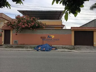 Casa com 3 Quartos à venda, 160m² no Laranjal, São Gonçalo