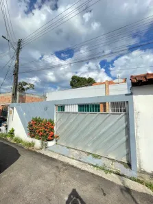 Casa com 2 Quartos à venda, 180m² no Flores, Manaus
