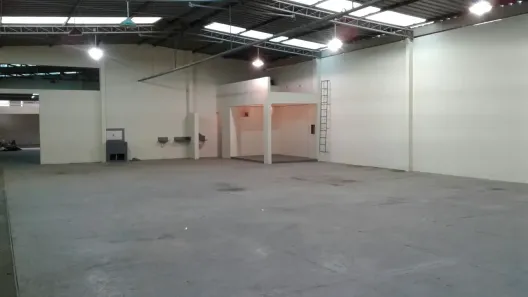 Galpão/Depósito/Armazém com 1 Quarto para venda ou aluguel, 1370m² no Parque Aeroporto, Macaé