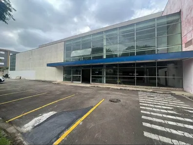Prédio Comercial para alugar, 9370m² no Pari, São Paulo