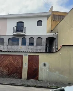 Sobrado com 3 Quartos à venda, 257m² no Vila Nivi, São Paulo