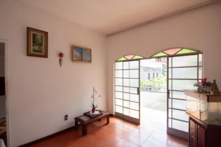 Casa com 2 Quartos à venda, 360m² no Ana Lúcia, Sabará