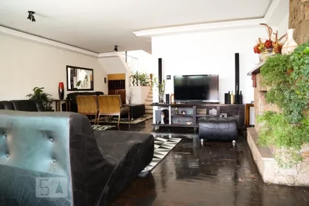 Casa com 6 Quartos à venda, 430m² no Cidade Vargas, São Paulo