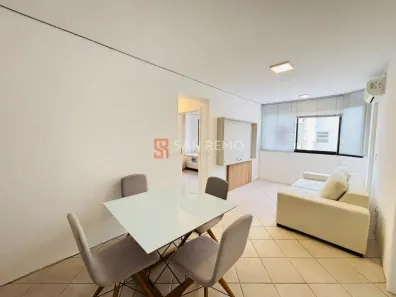 Apartamento com 2 Quartos para alugar, 64m² no Agronômica, Florianópolis