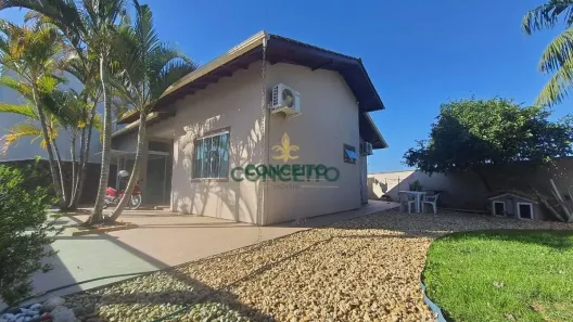 Casa com 2 Quartos para alugar, 90m² no Barra do Aririú, Palhoça