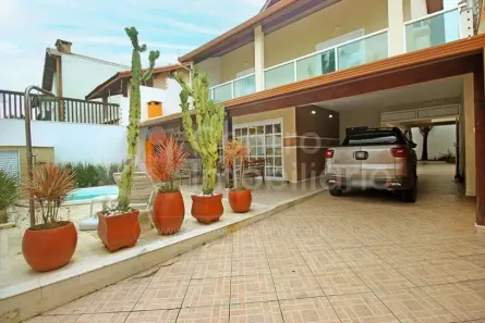 Casa com 4 Quartos à venda, 311m² no Josedy, Peruíbe