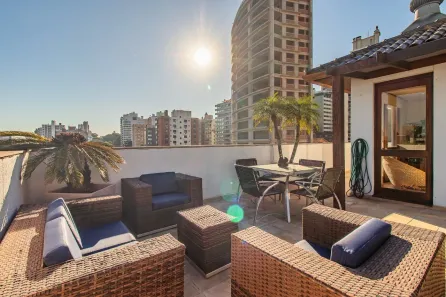 Apartamento com 3 Quartos à venda, 208m² no Rio Branco, Porto Alegre