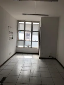 Sala Comercial para alugar, 28m² no Santa Efigênia, Belo Horizonte