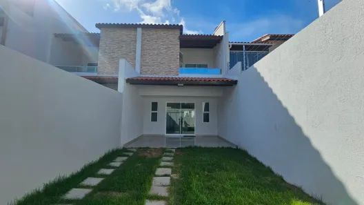 Sobrado com 3 Quartos à venda, 120m² no Encantada, Eusébio