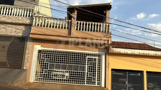Sobrado com 3 Quartos à venda, 196m² no Jardim Medeiros, São Carlos