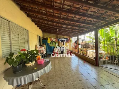 Casa com 2 Quartos à venda, 111m² no Califórnia, Londrina