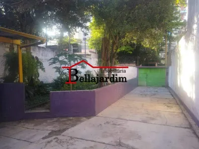 Casa com 2 Quartos para alugar, 199m² no Jardim, Santo André