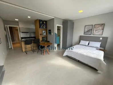 Apartamento com 1 Quarto para alugar, 36m² no Carvoeira, Florianópolis