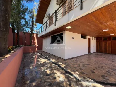 Sobrado com 4 Quartos para venda ou aluguel, 221m² no Vila Santa Catarina, Americana