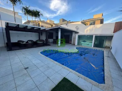 Casa com 3 Quartos para alugar, 328m² no Rosa dos Ventos, Vespasiano