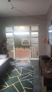 Casa com 3 Quartos à venda, 185m² no Laranjeiras, Uberlândia