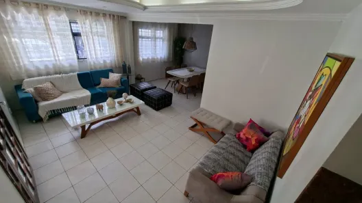 Casa com 4 Quartos à venda, 300m² no Cordeiro, Recife