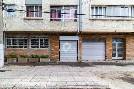 Ponto Comercial para alugar, 243m² no Centro, Curitiba