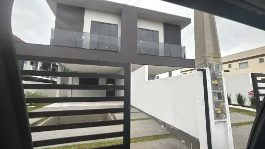 Casa com 3 Quartos à venda, 129m² no São João do Rio Vermelho, Florianópolis