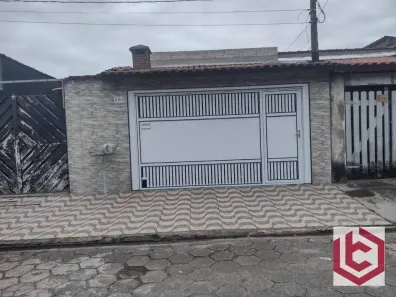 Casa com 2 Quartos à venda, 95m² no Vila Vera Cruz, Mongaguá