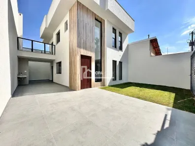Casa com 3 Quartos à venda, 190m² no Planalto, Belo Horizonte