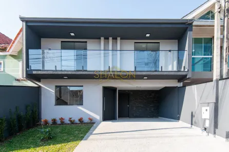 Sobrado com 3 Quartos à venda, 128m² no Cachoeira, Curitiba