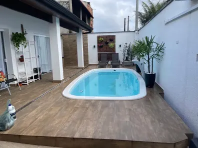 Casa com 4 Quartos à venda, 140m² no Jardim Casablanca, Peruíbe