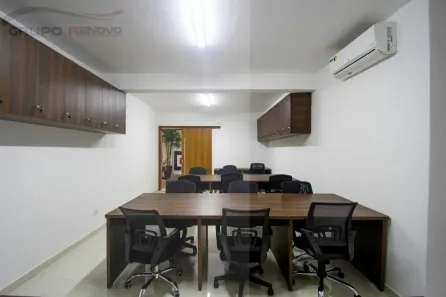 Sala Comercial para alugar, 30m² no Jardim das Acácias, São Paulo