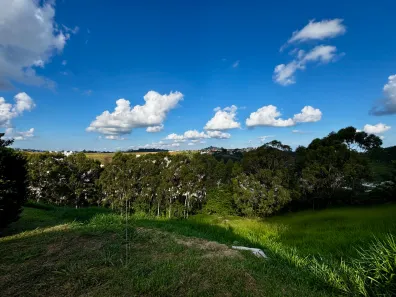 Lote/Terreno à venda, 906m² no São Pedro, Juiz de Fora